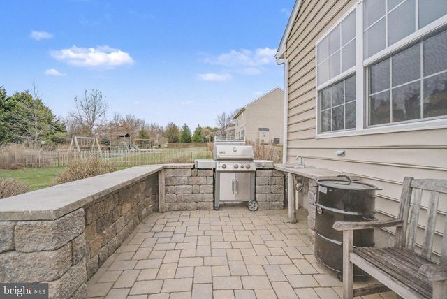 6 MIRIAM CT, Strasburg, PA 17579