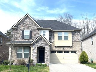 4964 Napoli Dr, Mount Juliet, TN 37122