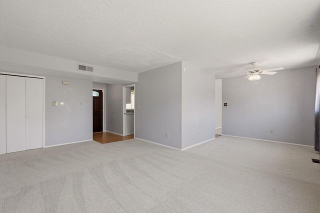 7525 Saint Clair Street NE, Albuquerque, NM 87109