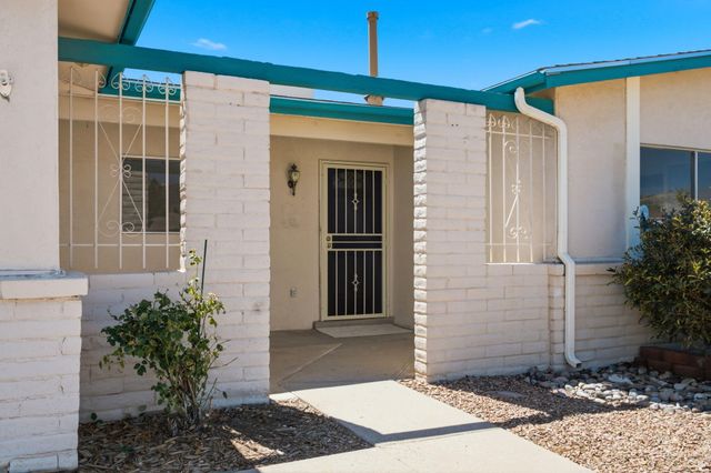 7525 Saint Clair Street NE, Albuquerque, NM 87109
