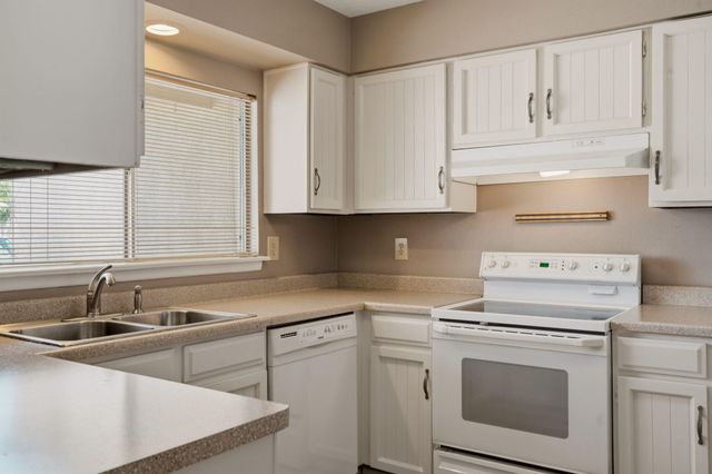 7525 Saint Clair Street NE, Albuquerque, NM 87109