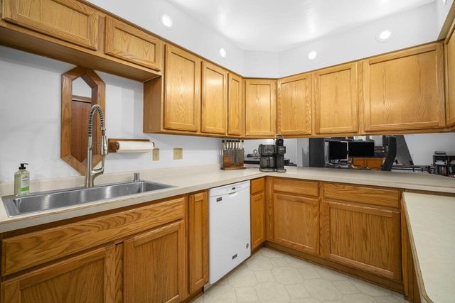 10928 W Church STREET, Franklin, WI 53132