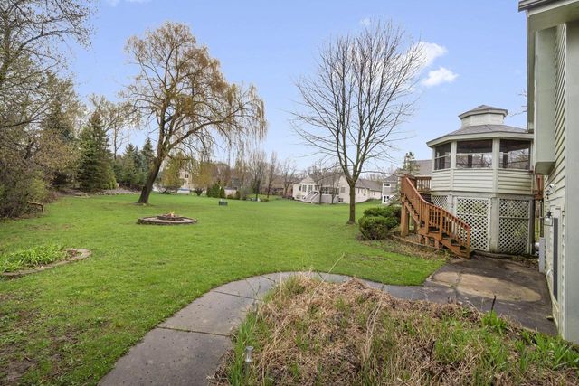 10928 W Church STREET, Franklin, WI 53132