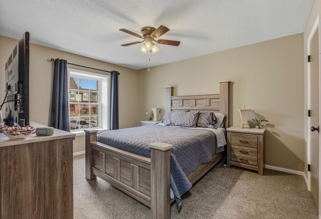 804 S FAIRVIEW RD B8, Columbia, MO 65203