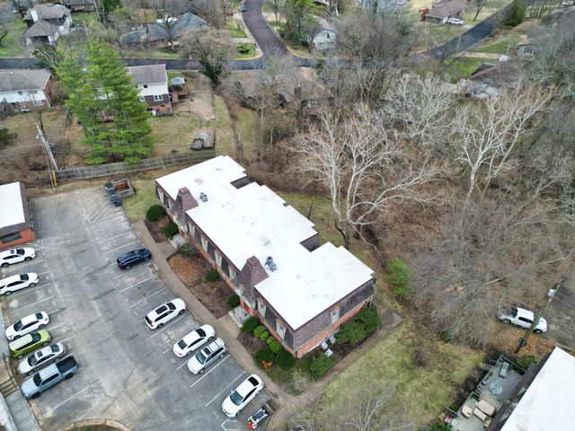 804 S FAIRVIEW RD B8, Columbia, MO 65203