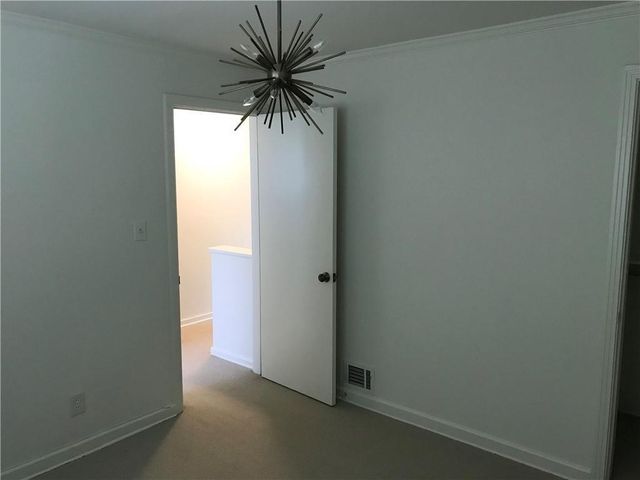 75 Roswell Court NE, Atlanta, GA 30305