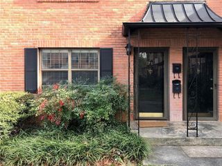 75 Roswell Court NE, Atlanta, GA 30305