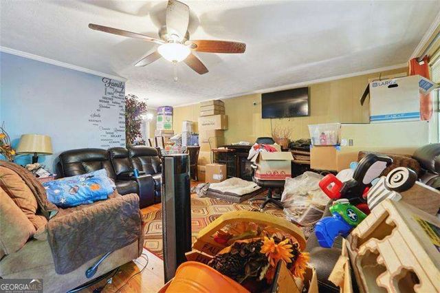 6226 LULLWATER Drive, Douglasville, GA 30135