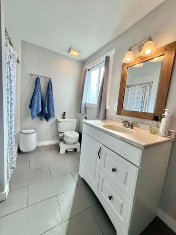 3879 Coronado Way, Klamath Falls, OR 97603