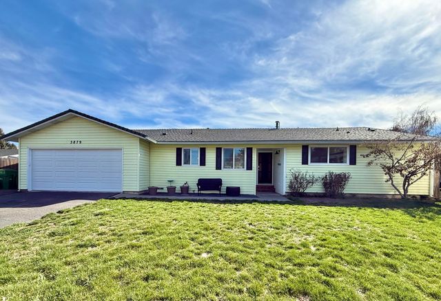 3879 Coronado Way, Klamath Falls, OR 97603