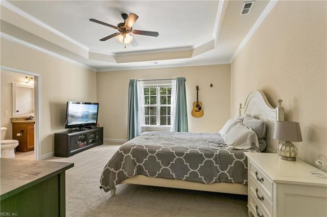 7598 Villa CT, Gloucester Point, VA 23062