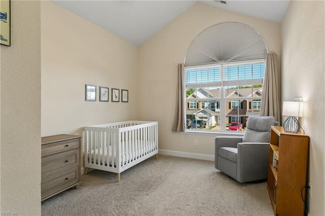 7598 Villa CT, Gloucester Point, VA 23062