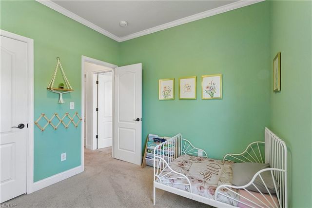 7598 Villa CT, Gloucester Point, VA 23062