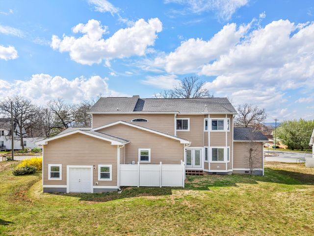 360 Derby Circle, Chattanooga, TN 37404