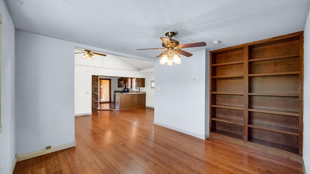 10730 Forestdale Street, St. John, IN 46373
