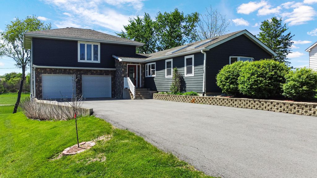 10730 Forestdale Street, St. John, IN 46373