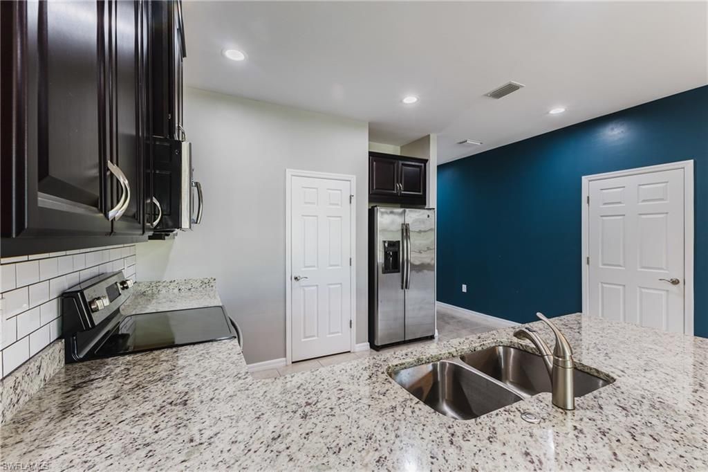 4093 Wilmont PL, FORT MYERS, FL 33916 — photo 5