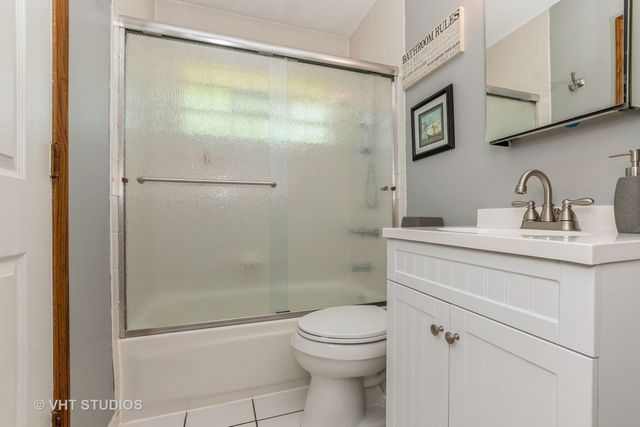 8700 W 168TH Street, Orland Park, IL 60462