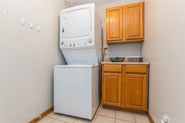 8700 W 168TH Street, Orland Park, IL 60462