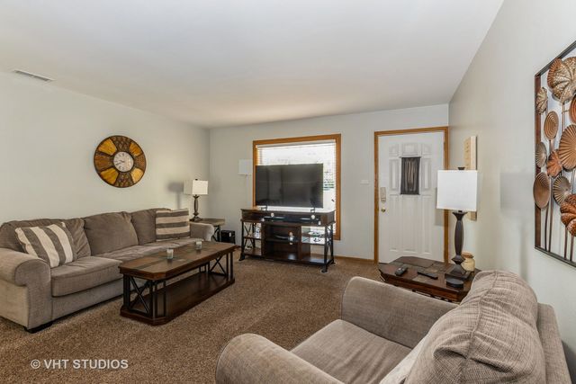 8700 W 168TH Street, Orland Park, IL 60462