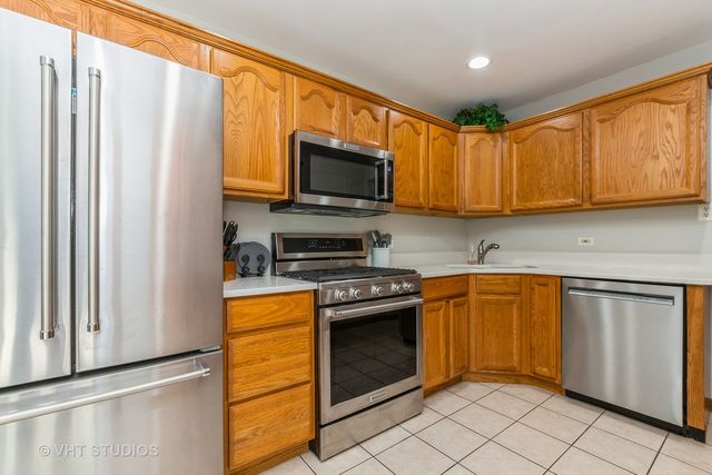 8700 W 168TH Street, Orland Park, IL 60462