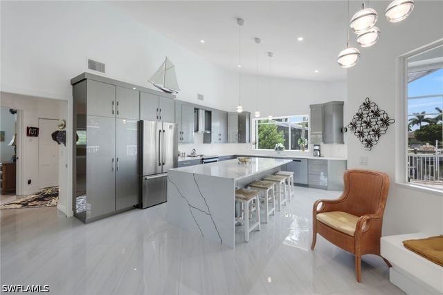 200 N Barfield DR, Marco Island, FL 34145