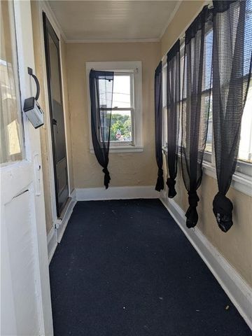 27 Leavenworth Street, Rochester, NY 14613