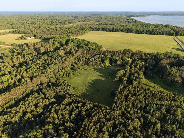 12158W Twin Lake Road, Hayward, WI 54843