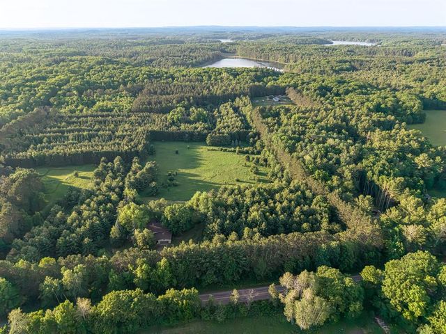 12158W Twin Lake Road, Hayward, WI 54843