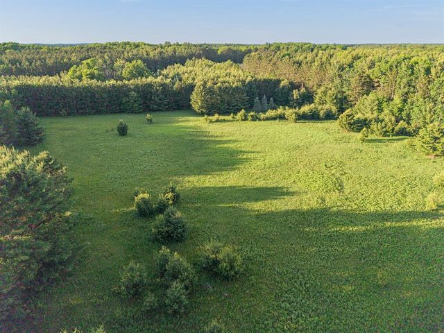 12158W Twin Lake Road, Hayward, WI 54843