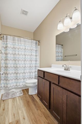 216 Woodsong Ln, Columbia, TN 38401