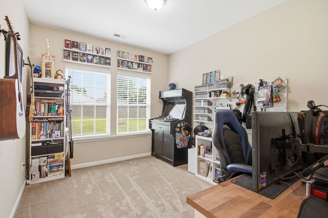 216 Woodsong Ln, Columbia, TN 38401