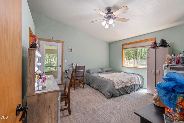17283 Kingfisher Drive, Bend, OR 97707