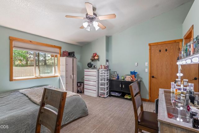 17283 Kingfisher Drive, Bend, OR 97707