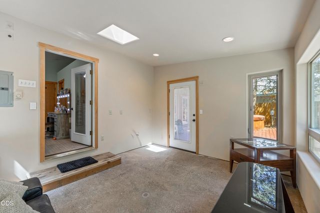 17283 Kingfisher Drive, Bend, OR 97707
