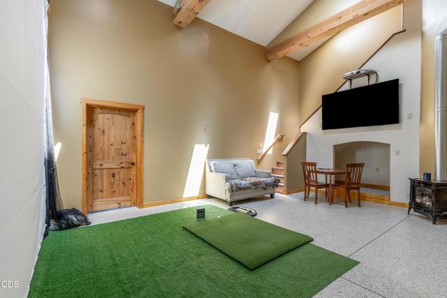 17283 Kingfisher Drive, Bend, OR 97707