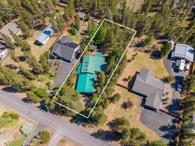 17283 Kingfisher Drive, Bend, OR 97707