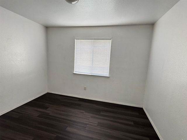 1557 Chivalry Lane, Little Elm, TX 75068