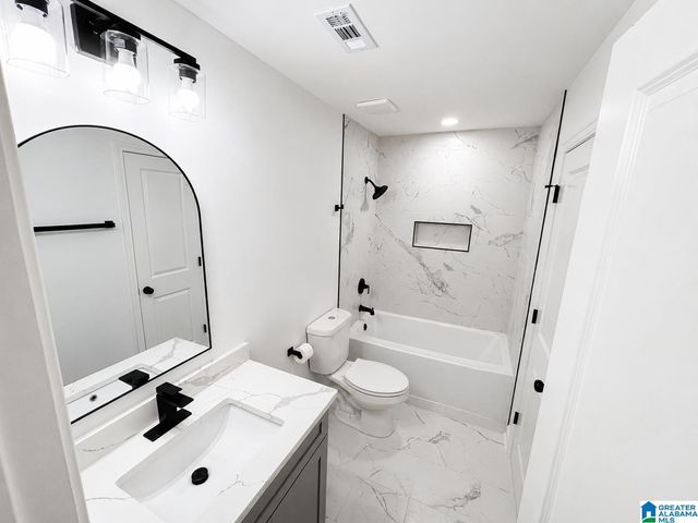 2217 PENTLAND DRIVE, Birmingham, AL 35235