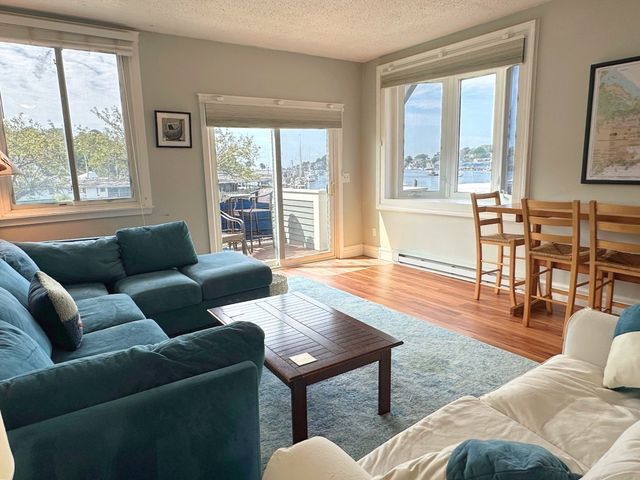 5 Pirate's Lane 1, Gloucester, MA 01930