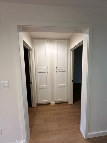 901 N Orchard Drive 201, Burbank, CA 91506