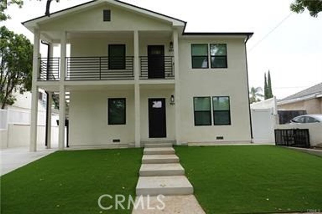 901 N Orchard Drive 201, Burbank, CA 91506