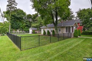 87 Doty Road, Oakland, NJ 07436