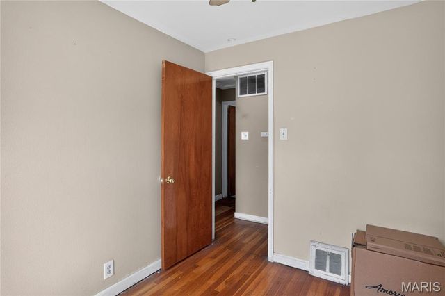 10151 Dwight Drive, St Louis, MO 63137