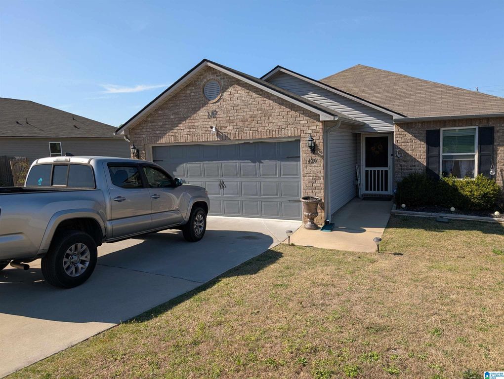 420 WOODLAND CREST ROAD, Pell City, AL 35125