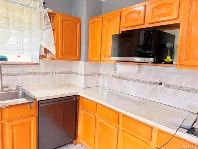 11537 114th Place, South Ozone Park, NY 11420