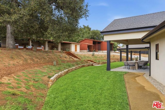3033 Clarmeya Lane, Pasadena, CA 91107
