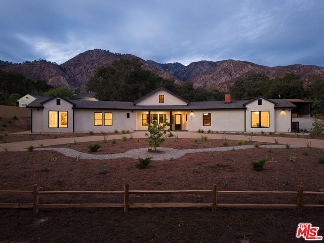 3033 Clarmeya Lane, Pasadena, CA 91107