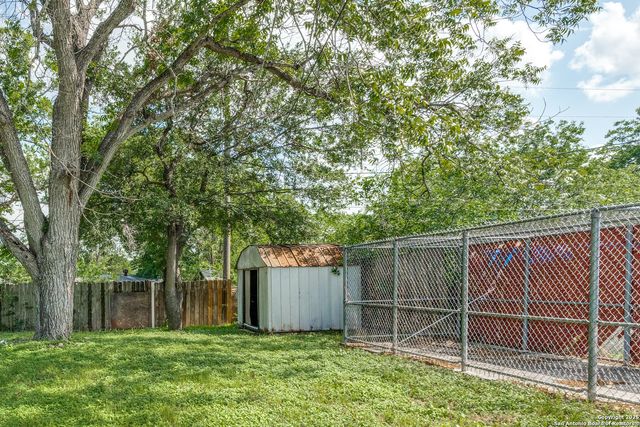 326 SUBLETT DR, San Antonio, TX 78223