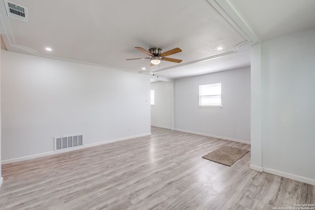 326 SUBLETT DR, San Antonio, TX 78223